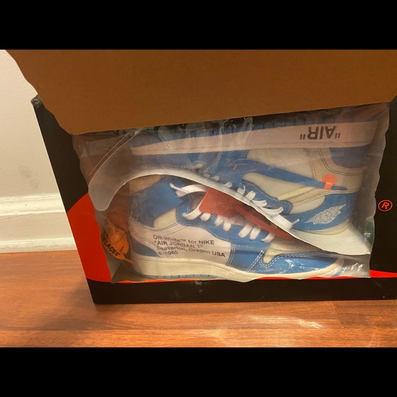 Off white Jordan 1 - Picture 2 of 7